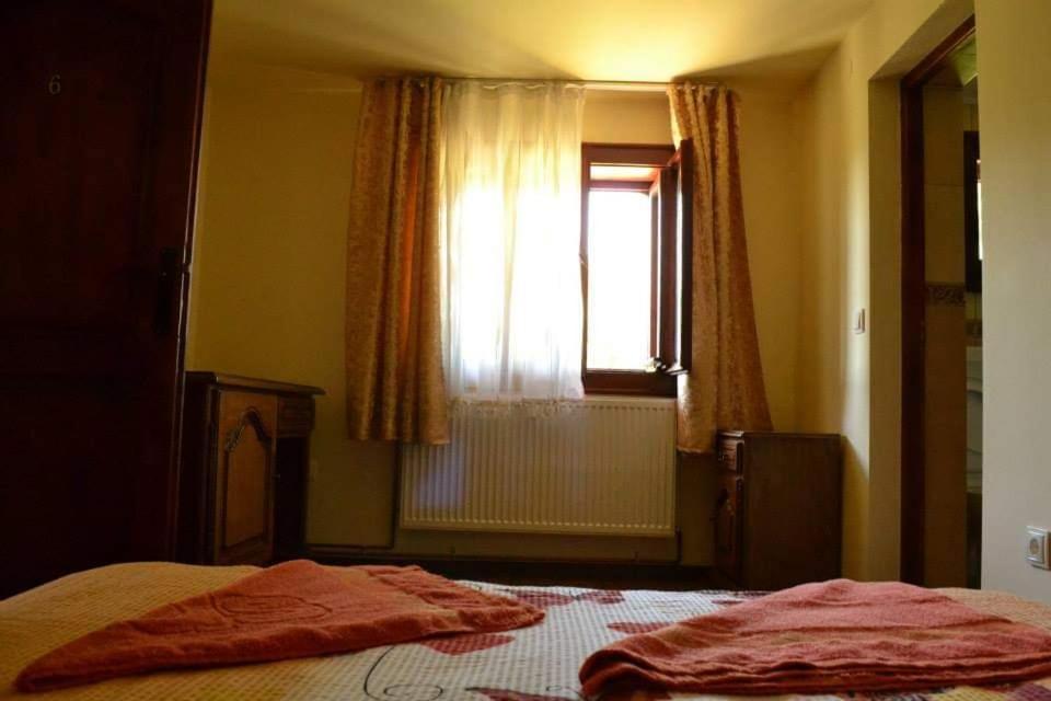 Casa Din Barsana Hotell Bîrsana Exteriör bild
